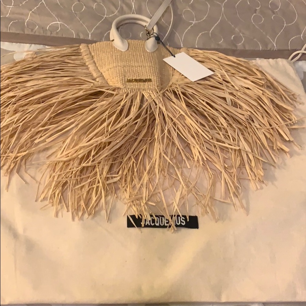 Jacquemus Le petit Baci